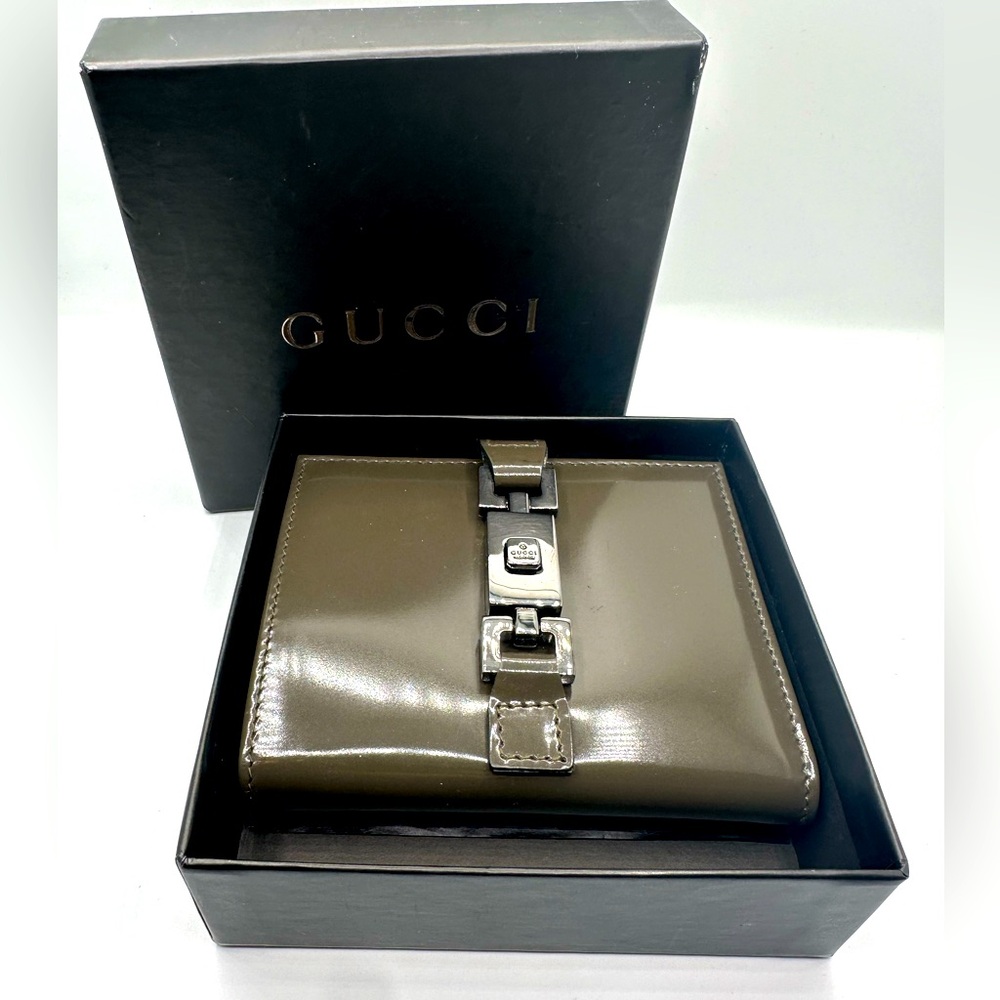 Gucci Piston Lock Wallet